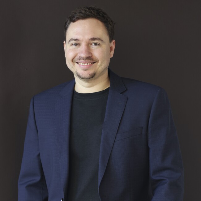 Agent Photo