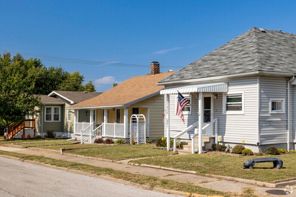 Neighborhood_Woodriver_V1_101723.mp4