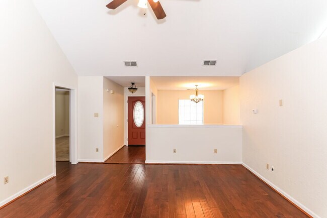 4005 Eagle Ridge Ln, Memphis, TN 38135 - photo 3