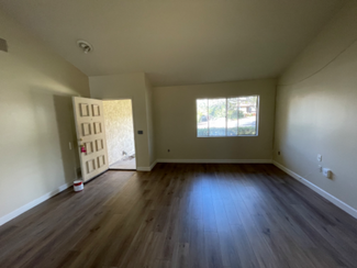 1210 Caren Rd, Vista, CA 92083