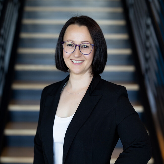 Agent Photo
