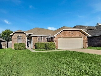 3707 Sycamore Ln, Rockwall, TX 75032