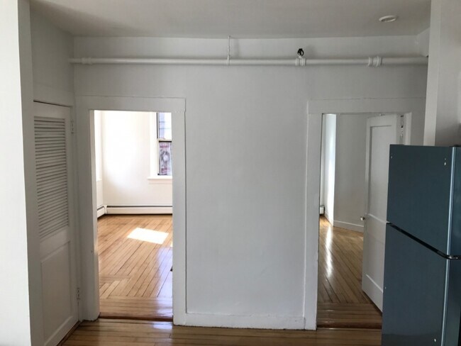 378 Thames St unit 1, Newport, RI 02840 - photo 5