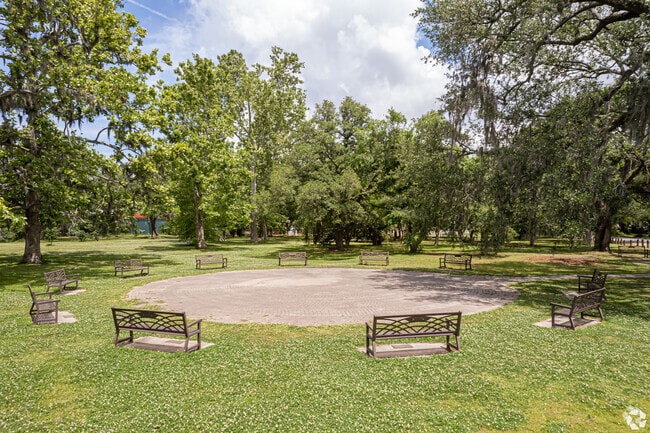 Audubon Park has many areas to sit and relax in.