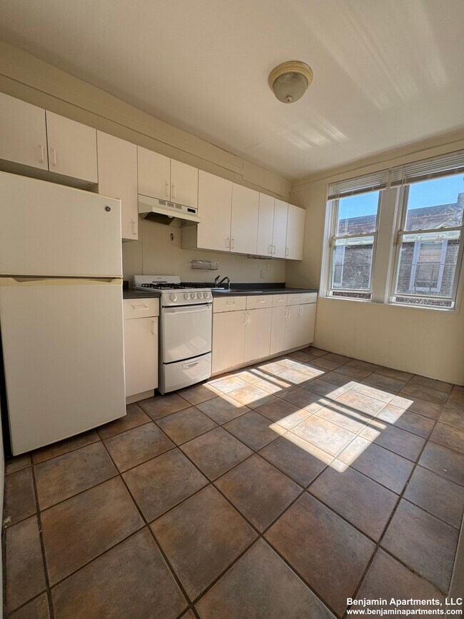 608 Cambridge St, Allston, MA 02134 - photo 3