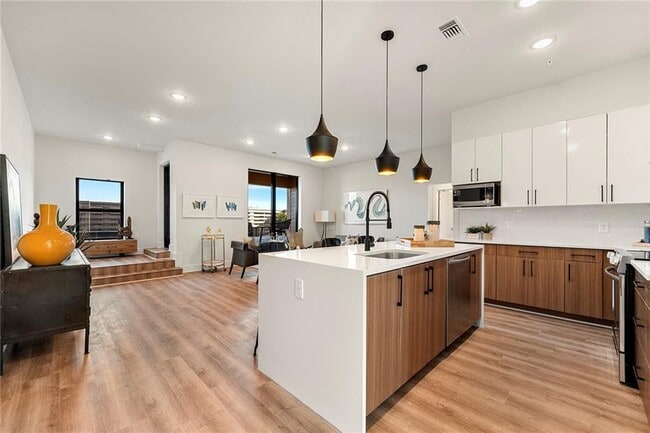 Living Kitchen and Terrace Entrance