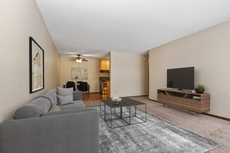 1410 100th Ave NW, Coon Rapids, MN 55433