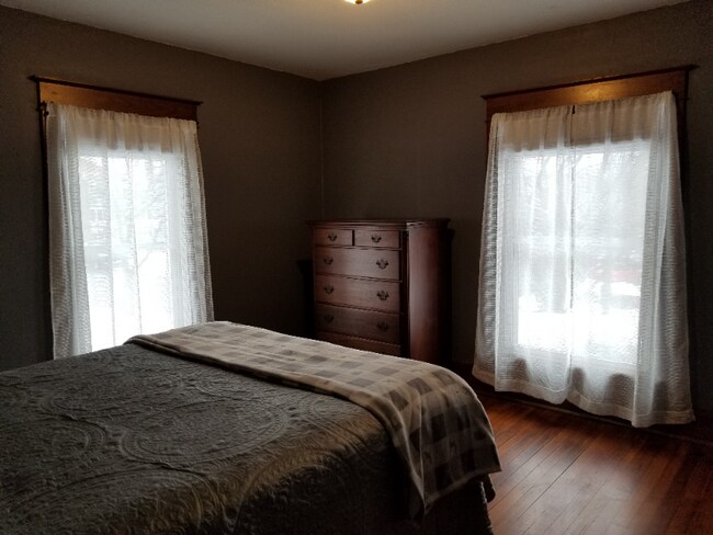 45 Temple St unit B, Fredonia, NY 14063 - photo 7