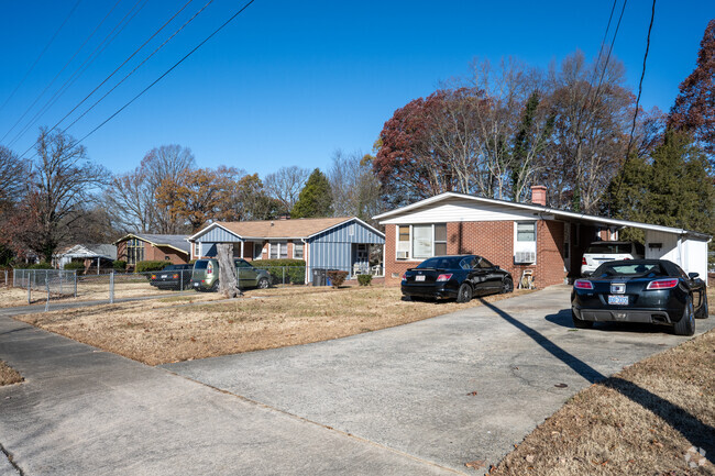 Many of the homes within the Belview neighborhood have decent-sized yards.