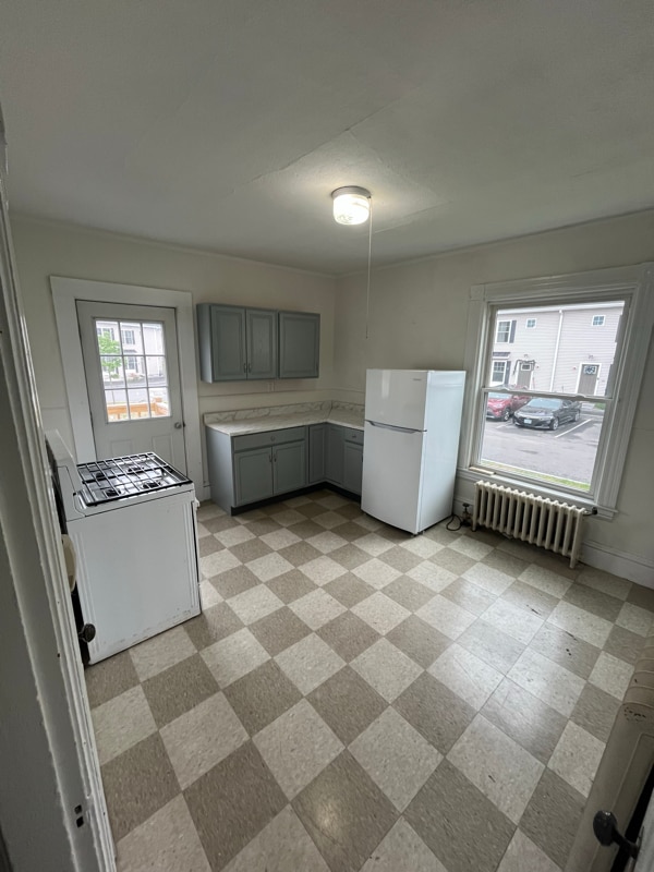 408 Porter St, Manchester, NH 03103