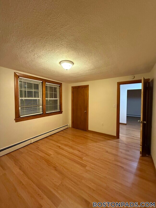 100 Readville St, Boston, MA 02136 - photo 4