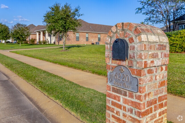 Tennyson Oaks is known for its brick mailboxes.