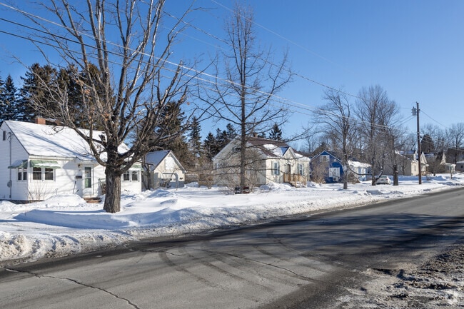 Within the welcoming neighborhoods of Presque Isle, a diverse tapestry of residential architecture unfolds, from the classic lines of Cape Cod cottages to the practical designs of ranch-style houses.