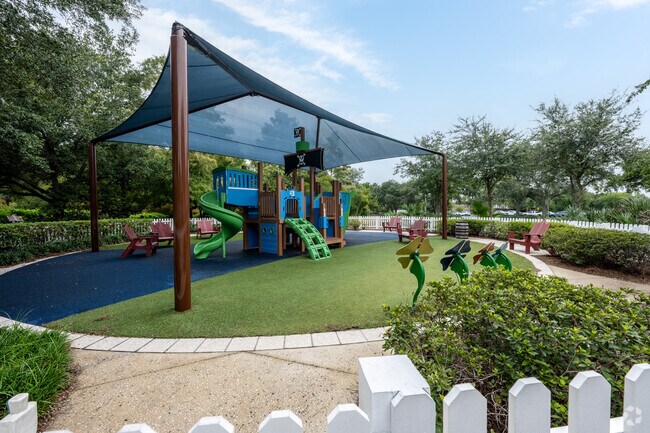 Wilkerson Creek Park & Children's Playground in Lake Sumter has a playground for young visitors.