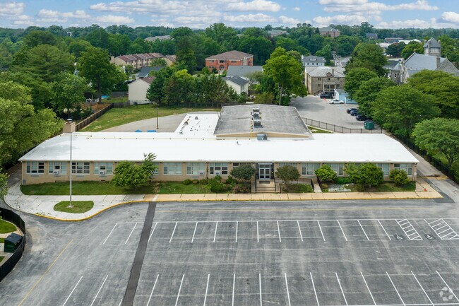 Yeshivas Toras Simcha in Pikesville has ample parking.