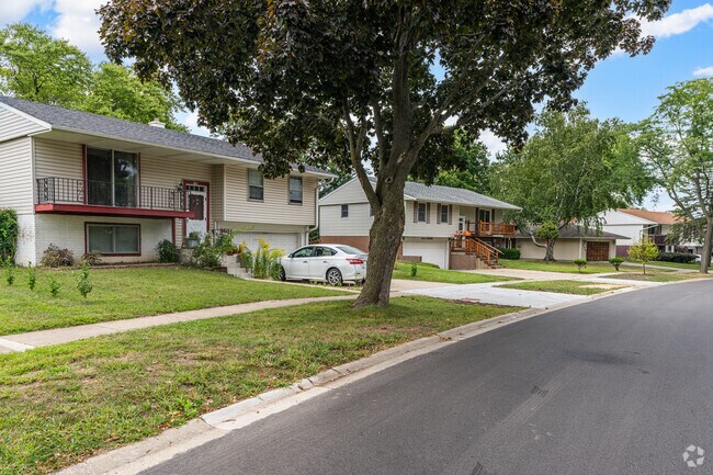 There are many split-level homes in South Buffalo Grove.