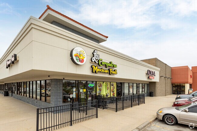 Taqueria Los Compadres is located just to the west of Oak Heights.