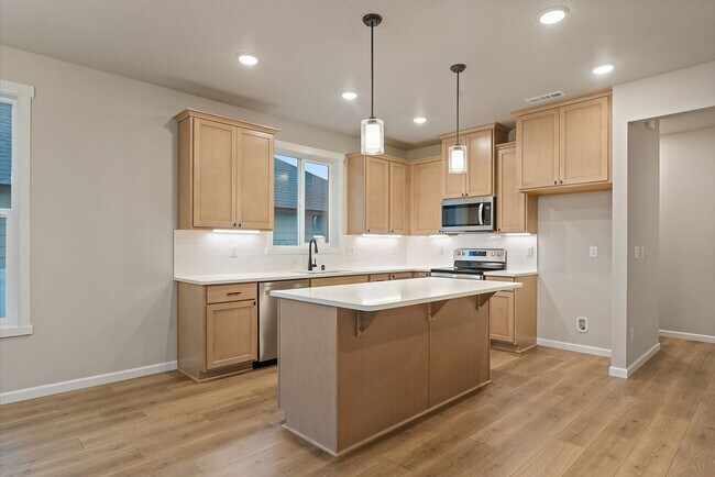 4526 W Thrush St, Moses Lake, WA 98837 - photo 6