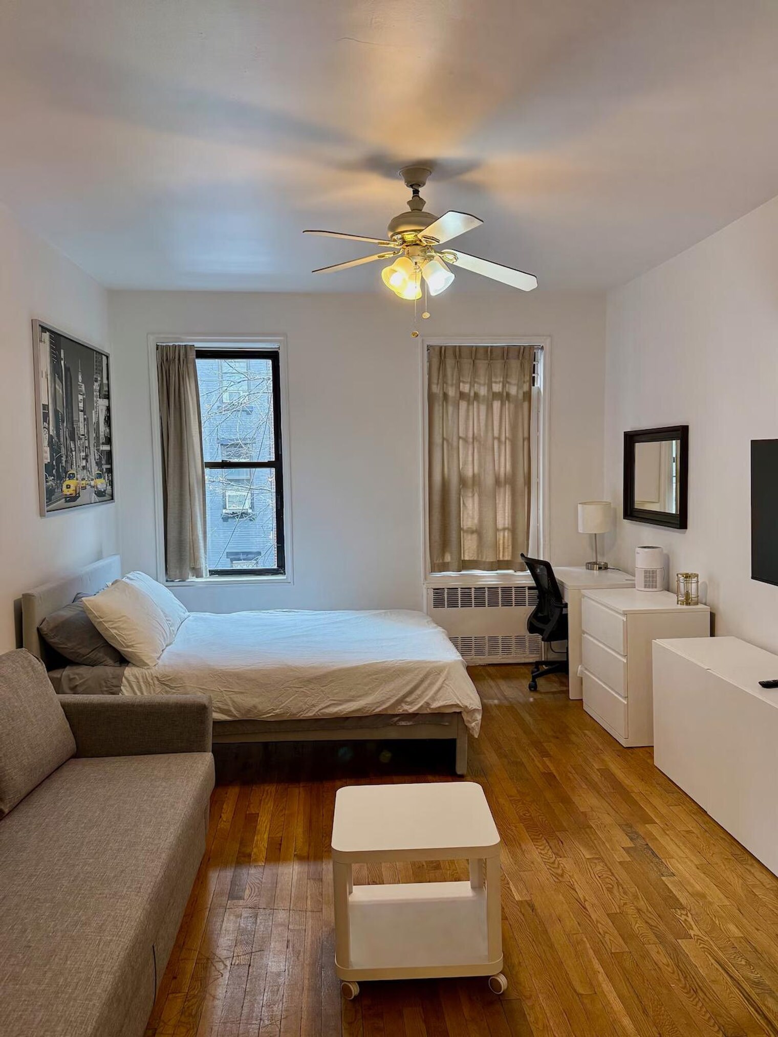 358 E 81st St unit ID1032035P, New York, NY 10028 - photo 1
