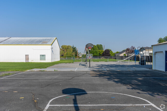 Kingspoint Christian School
