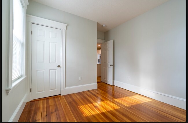 22 Dearborn St unit 2, Medford, MA 02155 - photo 7