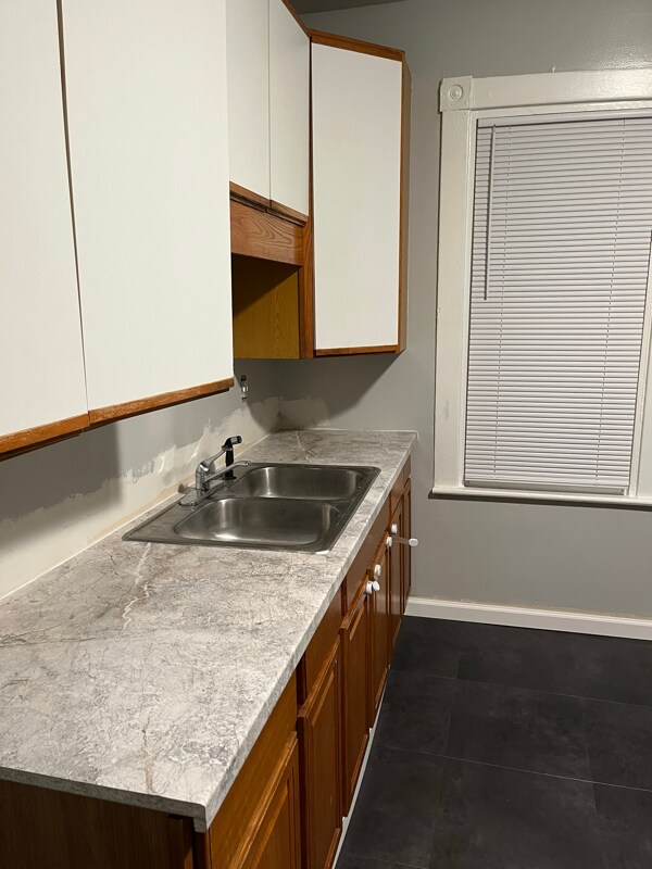 420 Grant St unit upper, Buffalo, NY 14213 - photo 4