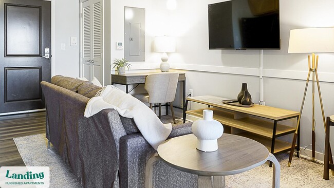 335 W 9th St unit 324, Indianapolis, IN 46202 - photo 4