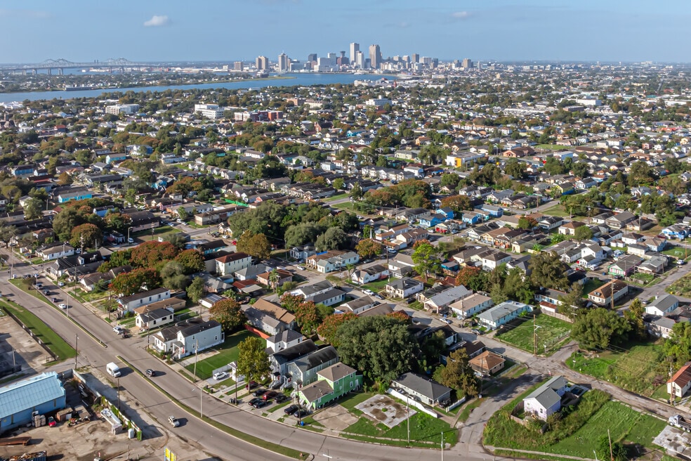 NH_SaintClaude_525498_P2_v1_LM_120424