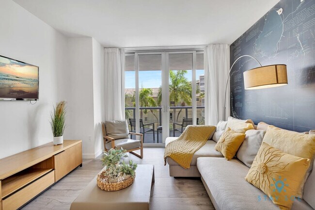 2602 E Hallandale Beach Blvd unit ID1227379P, Hallandale Beach, FL 33009 - photo 3