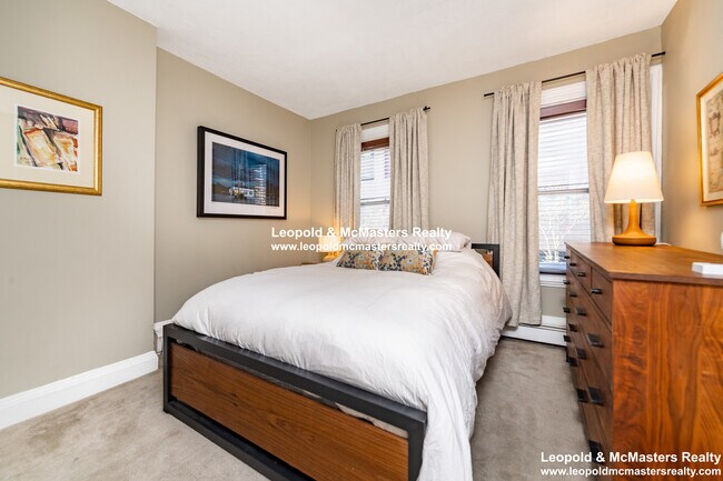 86 E Brookline St unit 3, Boston, MA 02118 - photo 7