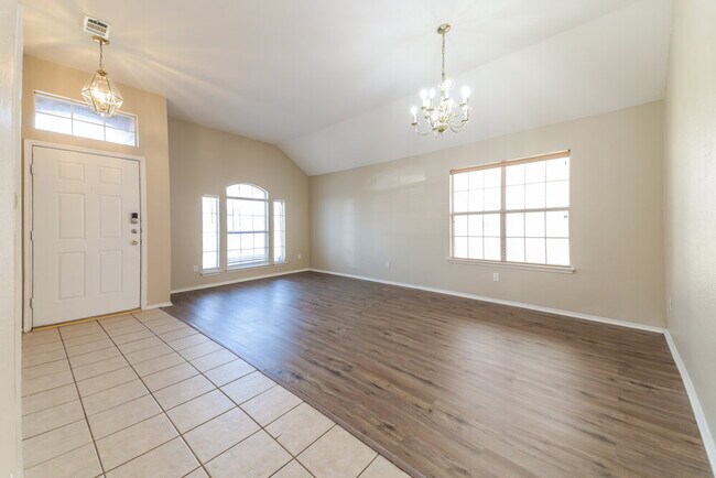3704 St Johns Dr, Denton, TX 76210 - photo 4