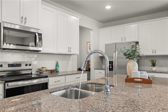 1257 Meadowbrook Dr, Jonesboro, GA 30238 - photo 6