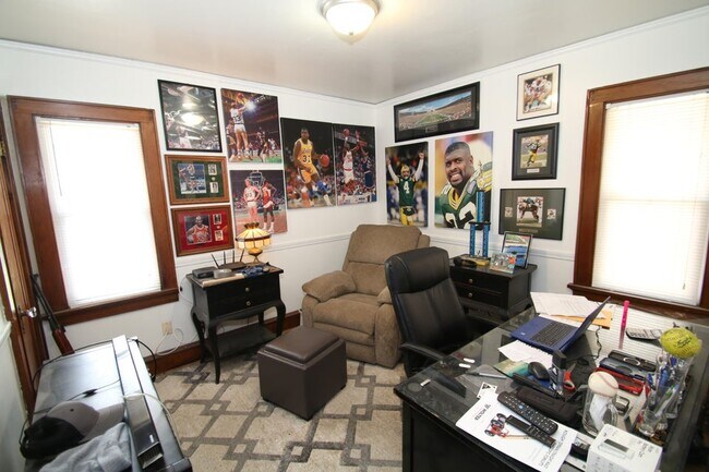 2639 N 61st St unit 2641, Milwaukee, WI 53213 - photo 5