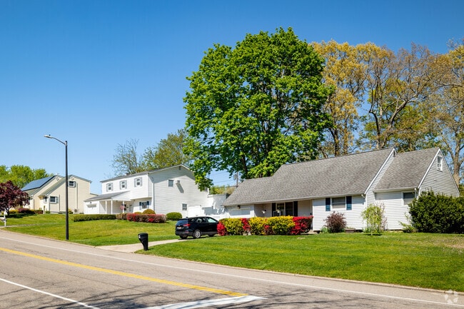 A variety of homes are available in Farmingville.
