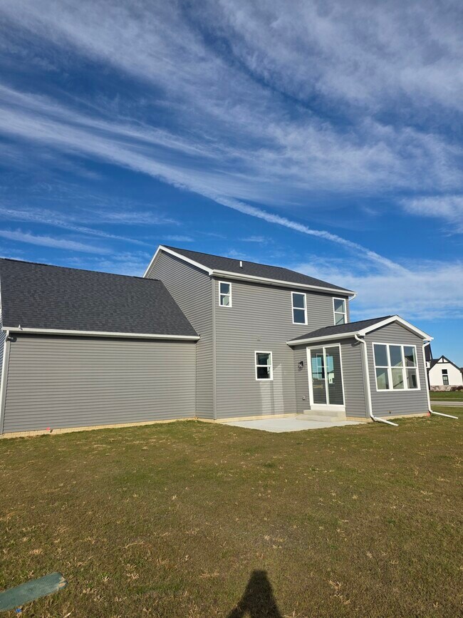 9425 Newbury Ln, Whitehouse, OH 43571 - photo 2