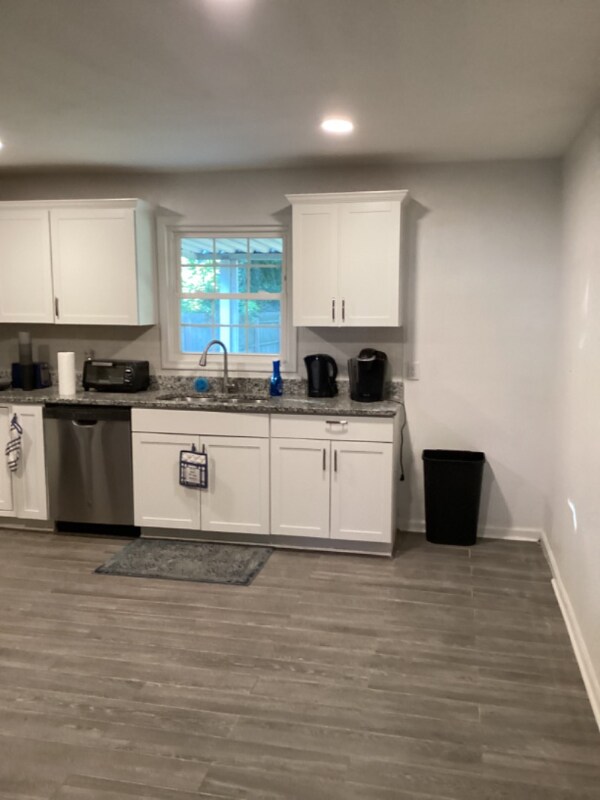 9 Aylwin Rd, Portsmouth, VA 23702 - photo 4