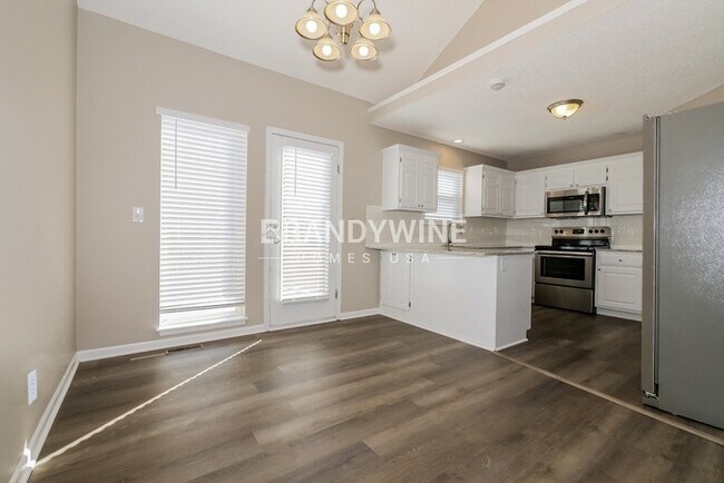 809 Canter St, Raymore, MO 64083 - photo 7