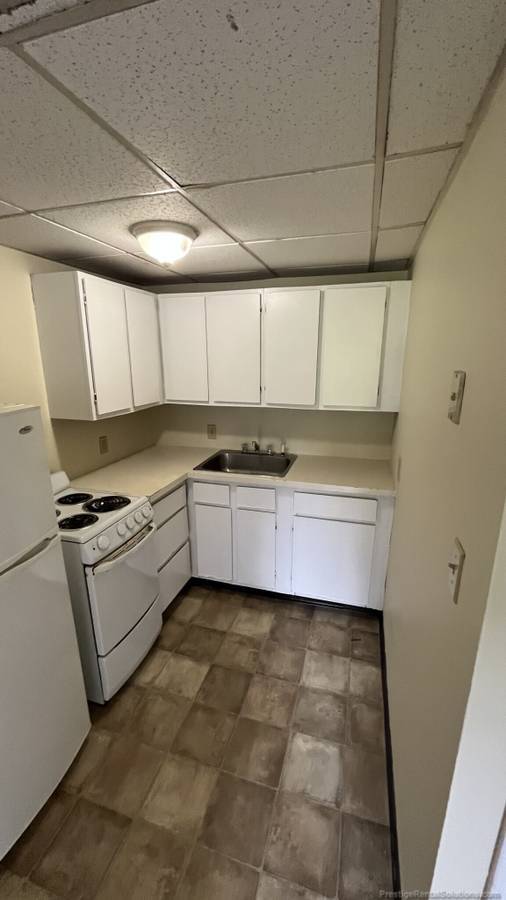 140 Andover St unit 1, Andover, MA 01810 - photo 5