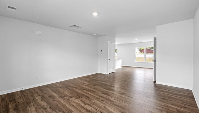 816 S Ivyblake Ct, Woodruff, SC 29388 - photo 6