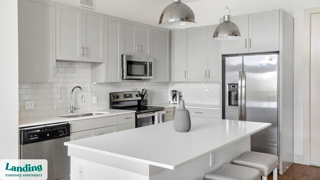 2511 Montopolis Dr unit 205, Austin, TX 78741 - photo 4