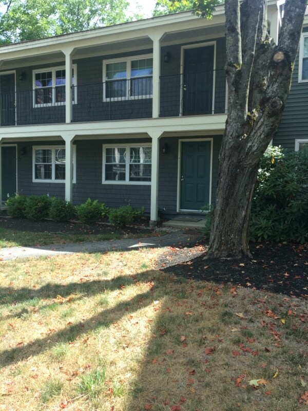 29 Henry Law Ave, Dover, NH 03820