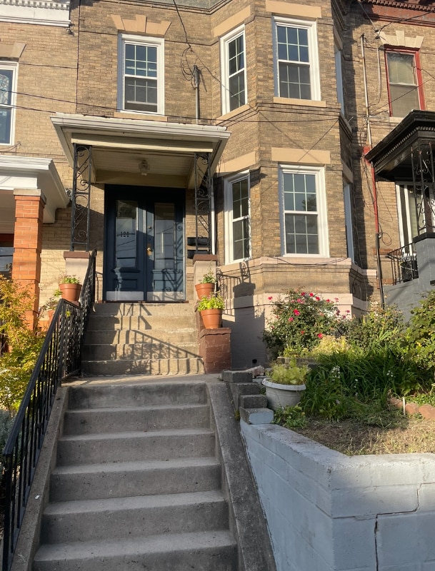 120 Beach St Unit Floor2, Jersey City, NJ 07307