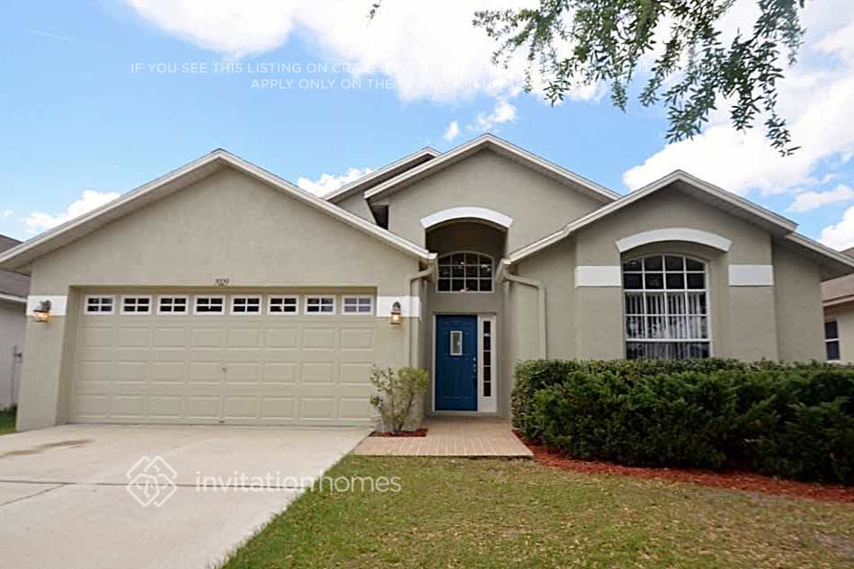 7029 Colony Pointe Dr, Riverview, FL 33578 - photo 1