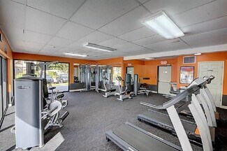 950 Hillcrest Dr Unit 111, Hollywood, FL 33021