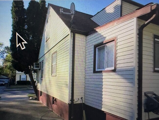 68 N Edith St unit 1, Pontiac, MI 48342 - photo 7