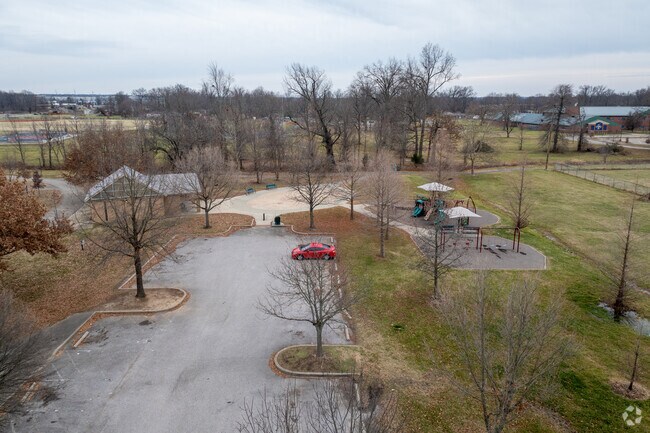 Petersburg Park is the perfect spot to bring the family for outdoor fun.