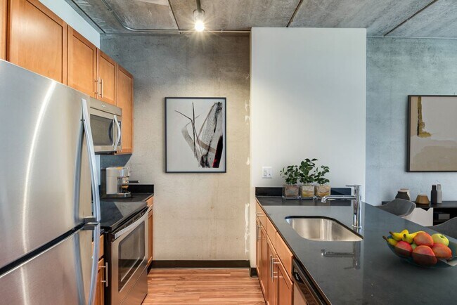 618 South Main Apartments, Ann Arbor, MI 48104 - photo 5