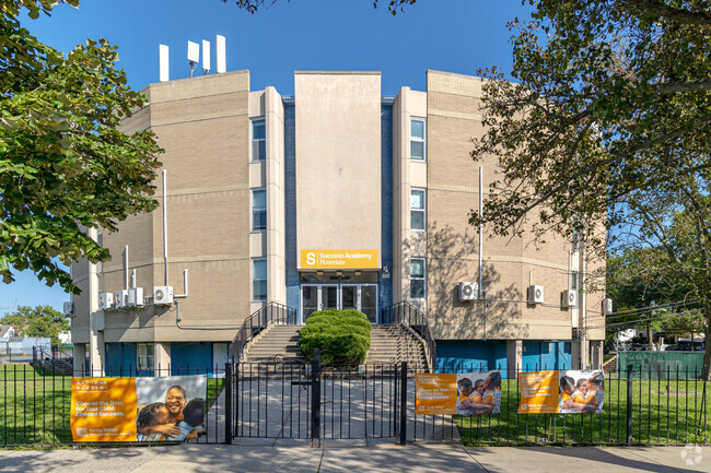 Martin De Porres is a Private High School located in Rosedale, New York.