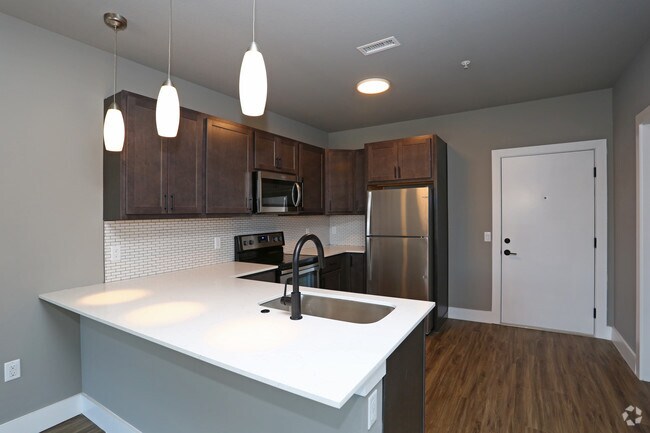 Fields South, Champaign, IL 61822 - photo 2