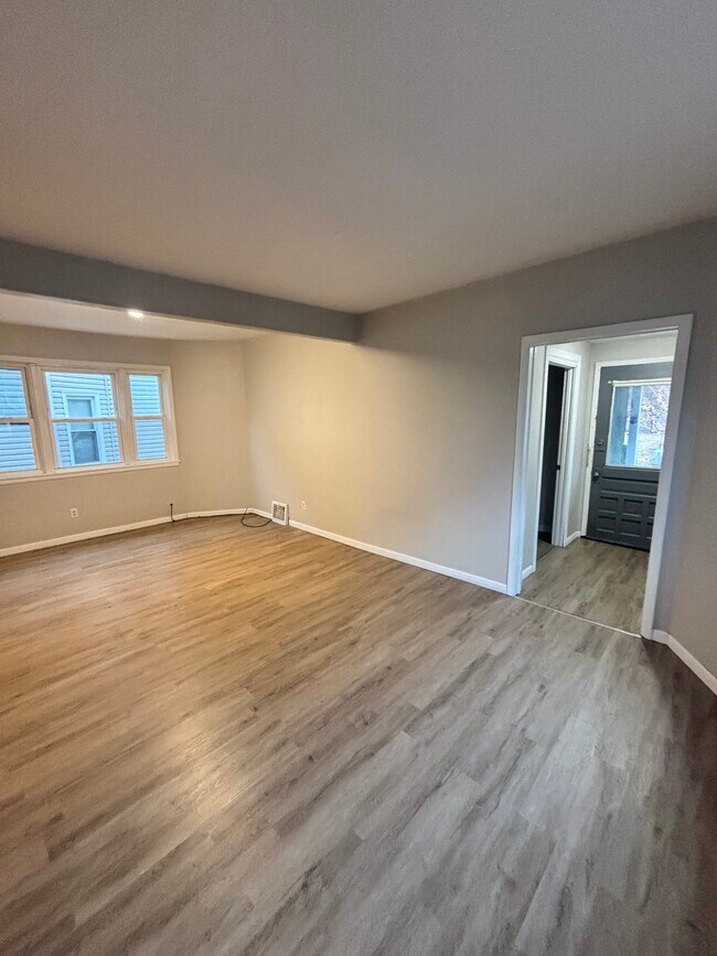 1813 Willowdale Ave unit D, Cleveland, OH 44109 - photo 7